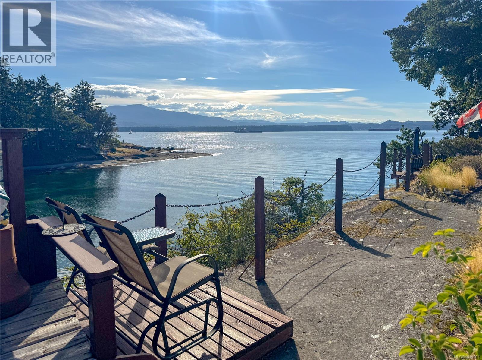 109 Malaspina Dr, Gabriola Island, British Columbia  V0R 1X1 - Photo 3 - 1044001
