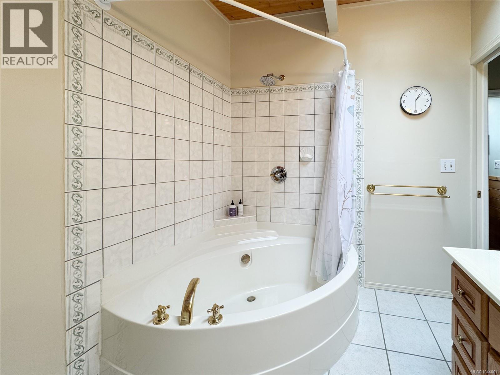 109 Malaspina Dr, Gabriola Island, British Columbia  V0R 1X1 - Photo 31 - 1044001