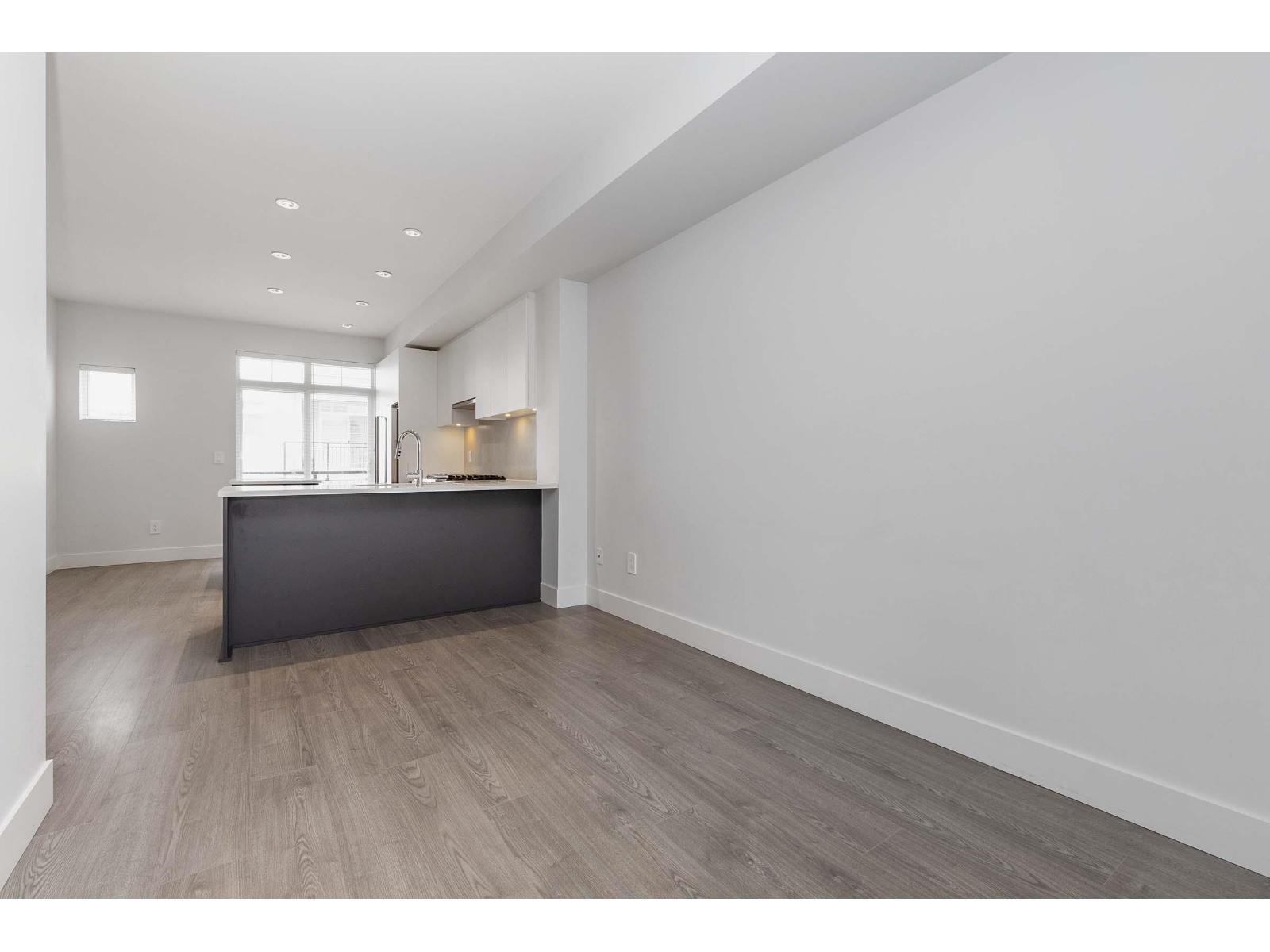 31 2070 Oak Meadows Drive, Surrey, British Columbia  V3Z 1J1 - Photo 5 - R3154049