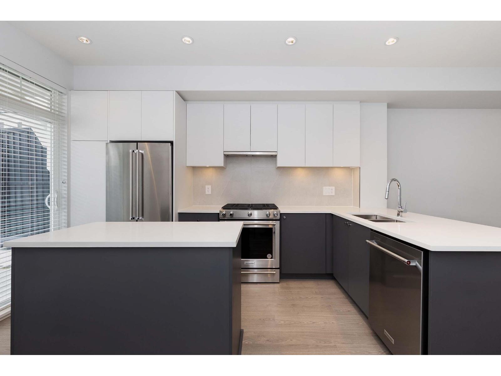 31 2070 Oak Meadows Drive, Surrey, British Columbia  V3Z 1J1 - Photo 8 - R3154049