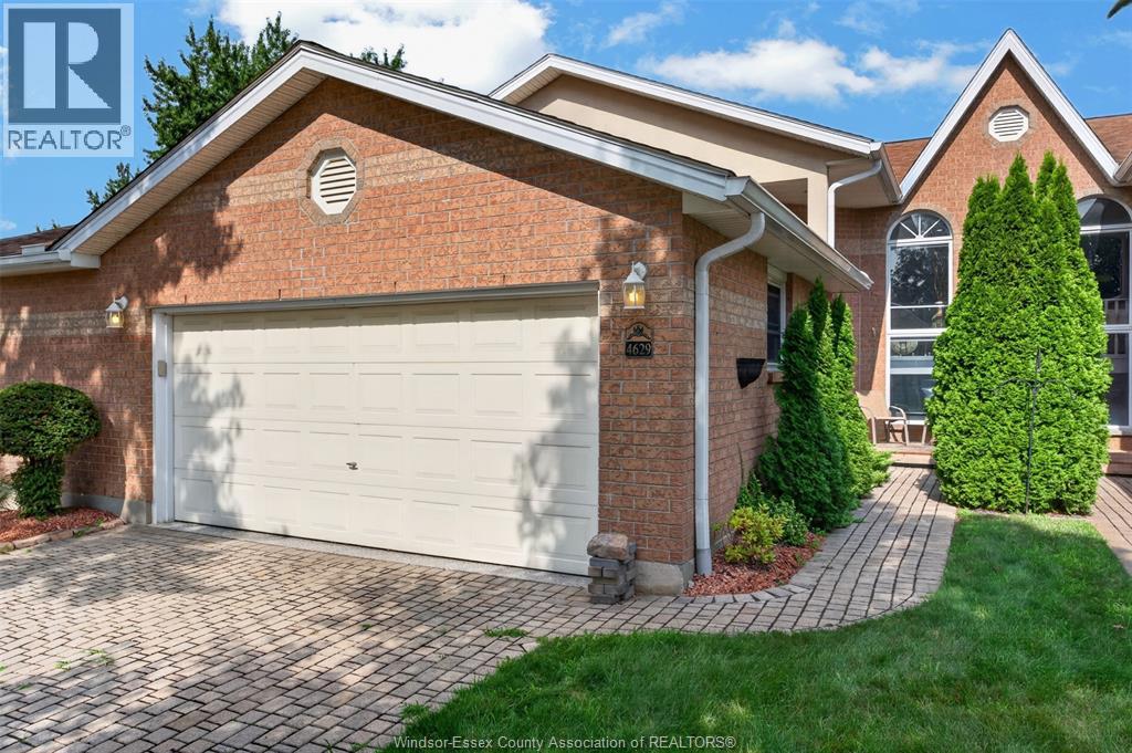 4629 EAGLE CRESCENT, Windsor, Ontario