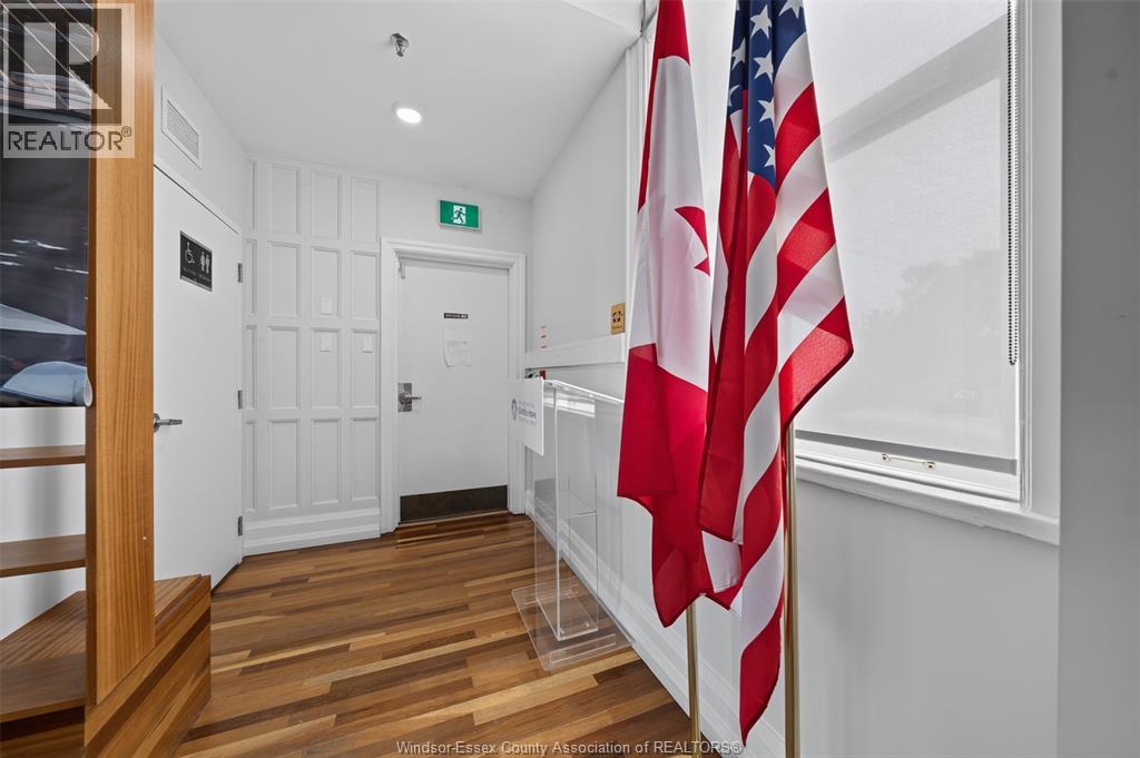 3201 Sandwich Street, Windsor, Ontario  N9C 1A9 - Photo 15 - 26019236