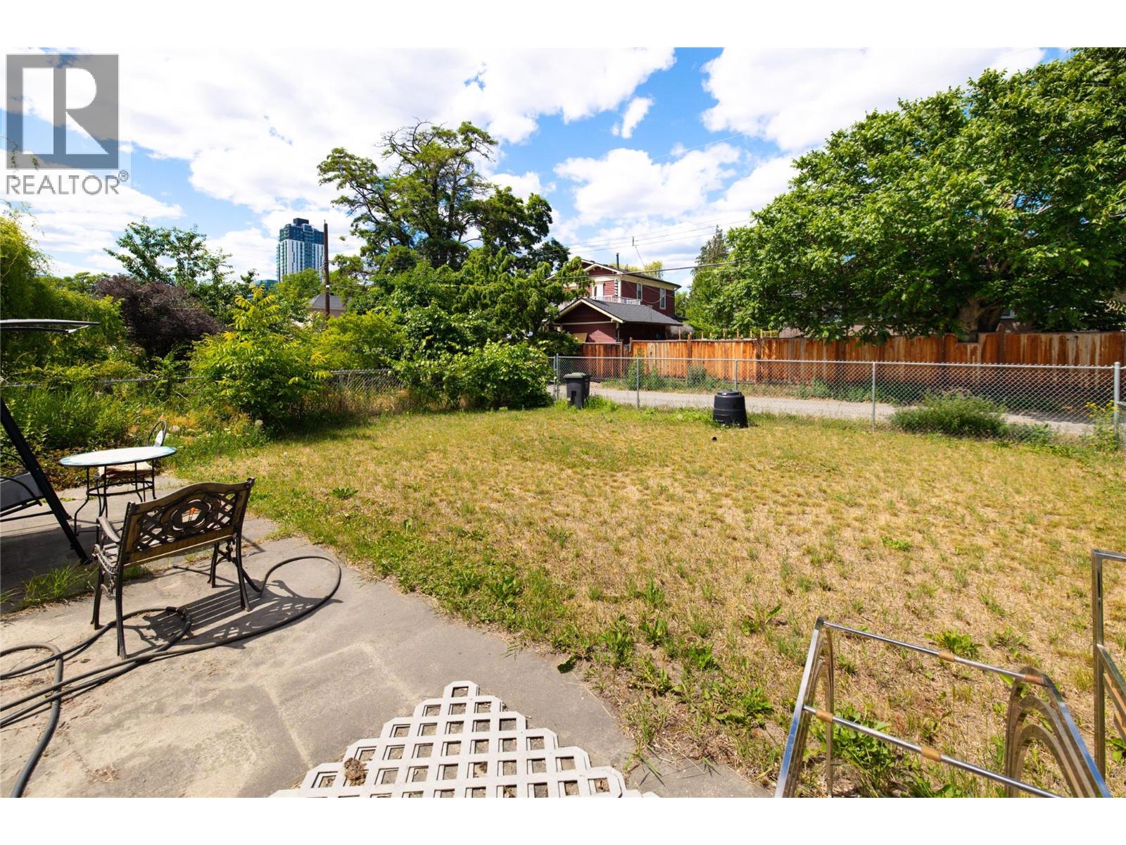 830-832 Leon Avenue, Kelowna, British Columbia  V1Y 6J8 - Photo 6 - 10391314