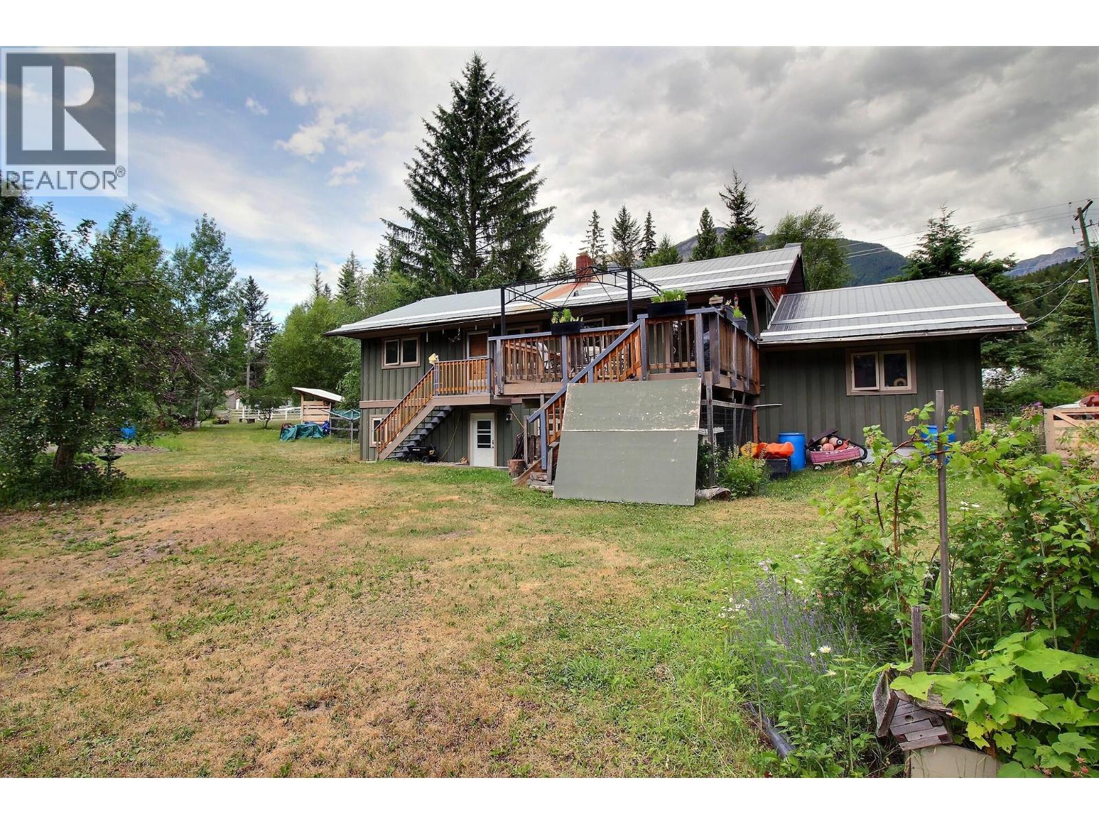1242 Horse Creek Road S, Golden, British Columbia  V0A 1H7 - Photo 19 - 10395102