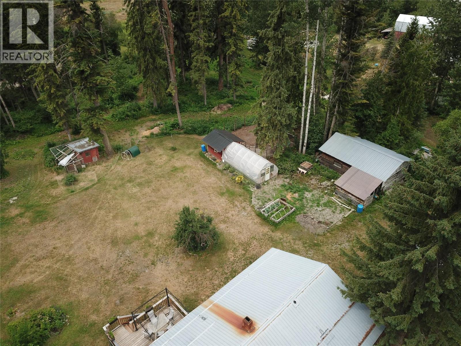 1242 Horse Creek Road S, Golden, British Columbia  V0A 1H7 - Photo 17 - 10395102