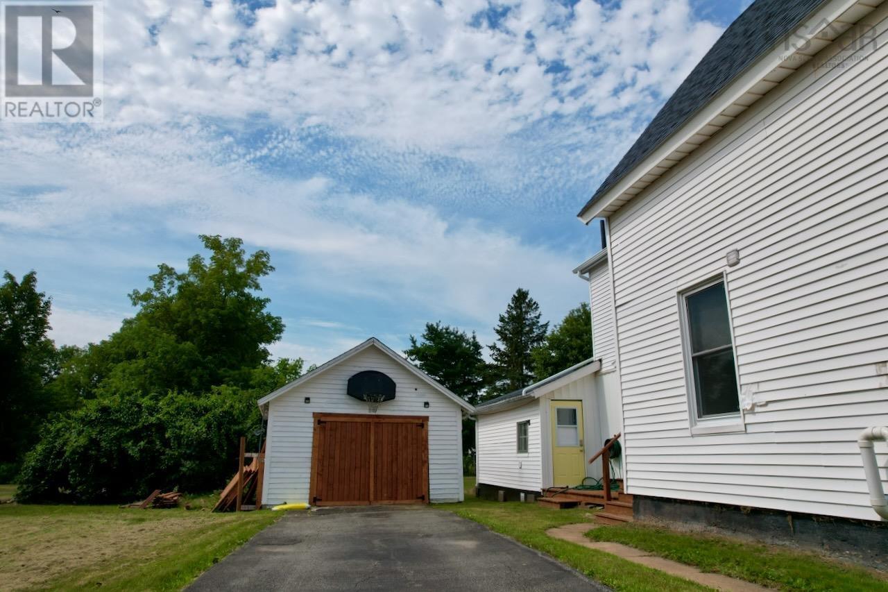 23 River Avenue, Oxford, Nova Scotia  B0M 1P0 - Photo 9 - 202620163