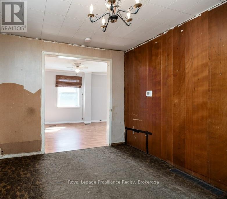 217 North Trent Street, Quinte West, Ontario  K0K 2C0 - Photo 16 - X13482654