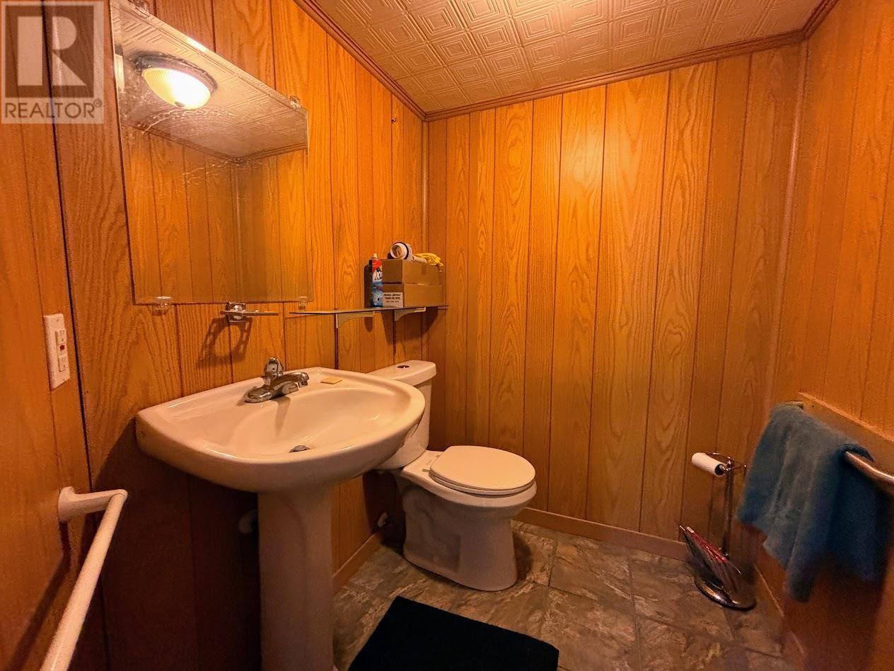 9 Swallow Dr, Manitouwadge, Ontario  P0T 2C0 - Photo 21 - TB2601150