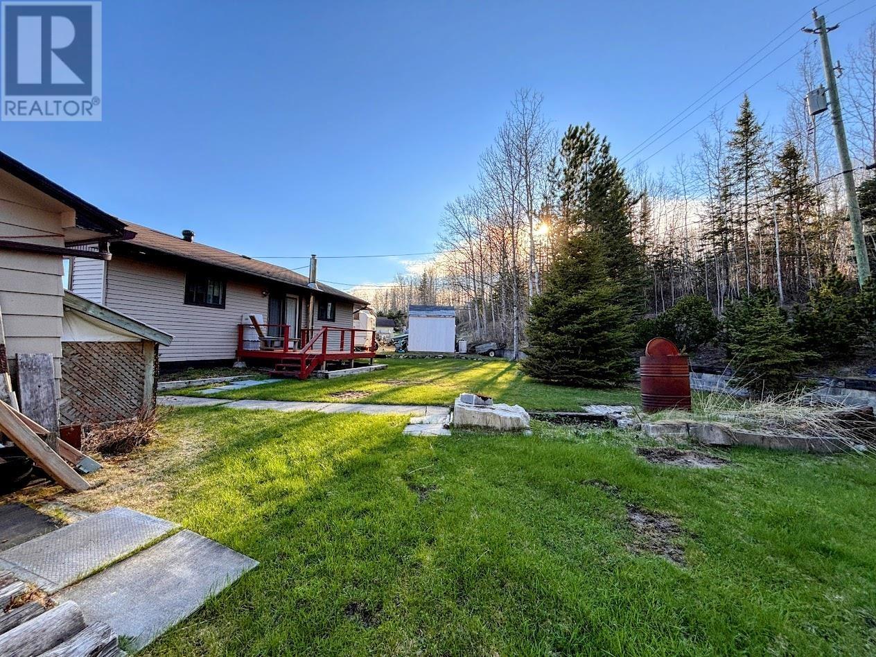 9 Swallow Dr, Manitouwadge, Ontario  P0T 2C0 - Photo 29 - TB2601150