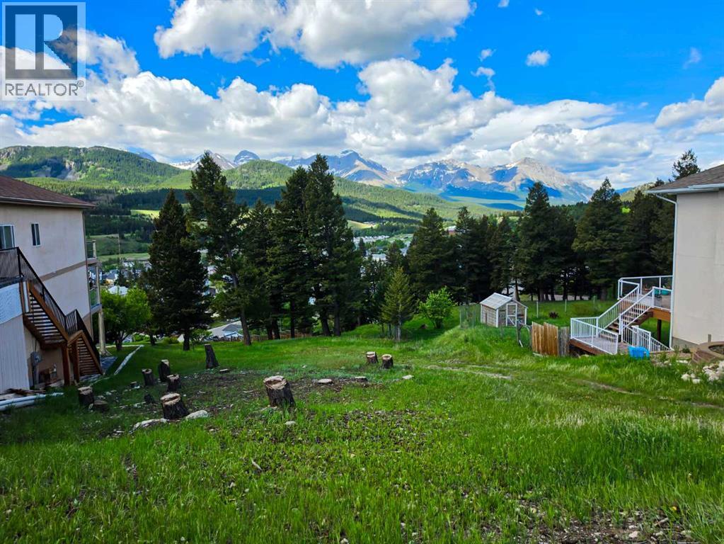 8118 26 Avenue, Coleman, Alberta
