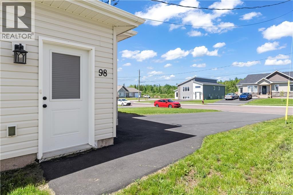 100 Macintosh Boulevard, Moncton, New Brunswick E1K 0A1 - Photo 23 - NB141547