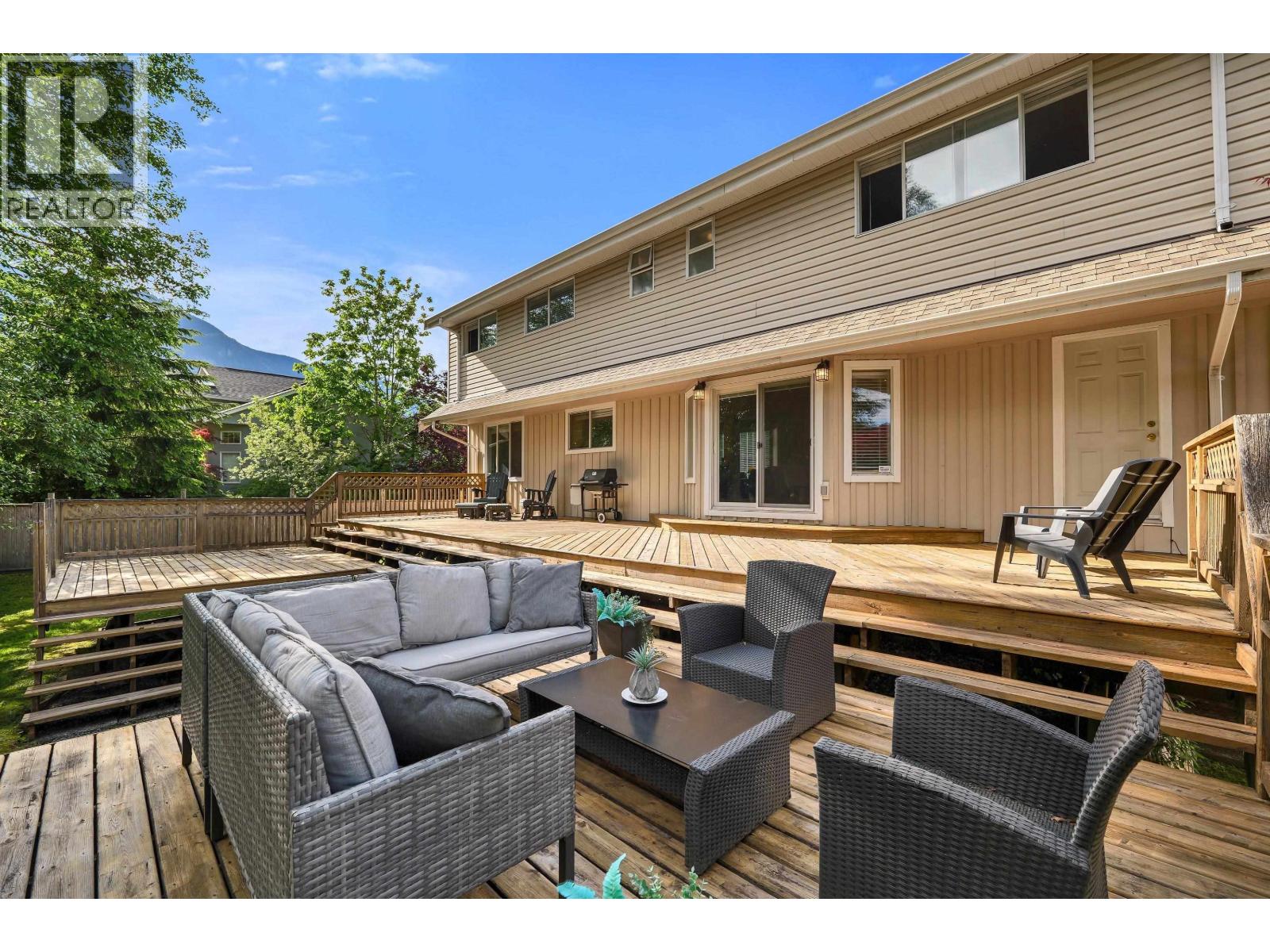 1510 Macdonald Place, Squamish, British Columbia  V0N 1H0 - Photo 22 - R3139980