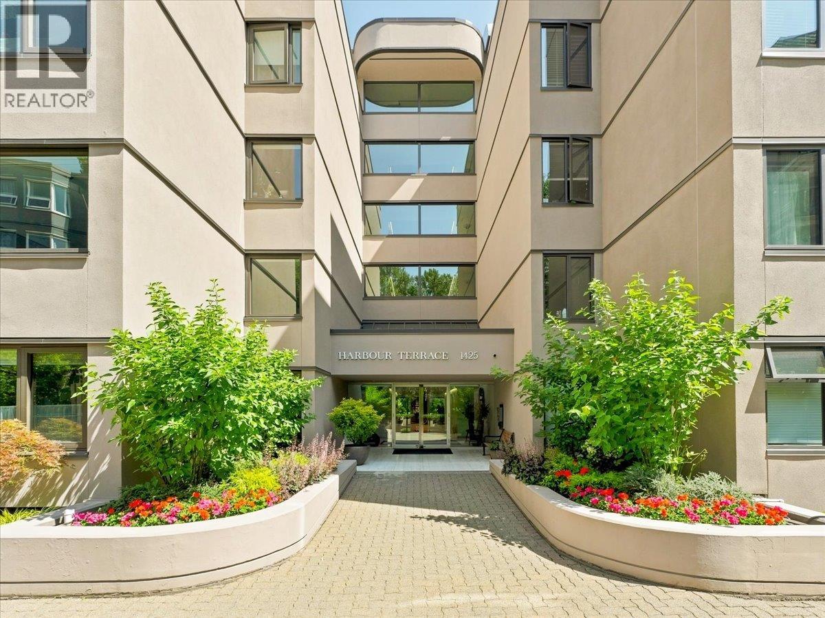 43 1425 Lamey's Mill Road, Vancouver, British Columbia V6H 3W2 - Photo 36 - R3154060