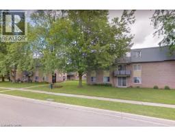 633 BARBER Avenue N Unit# 7, listowel, Ontario