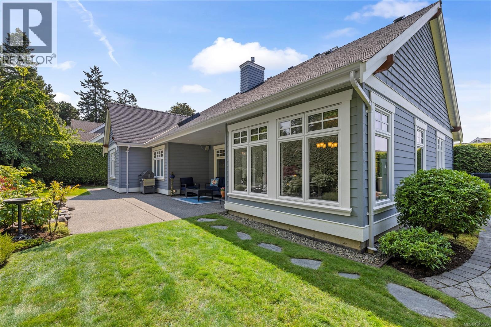983 Bluffs Dr, Qualicum Beach, British Columbia  V9K 0A2 - Photo 10 - 1046390