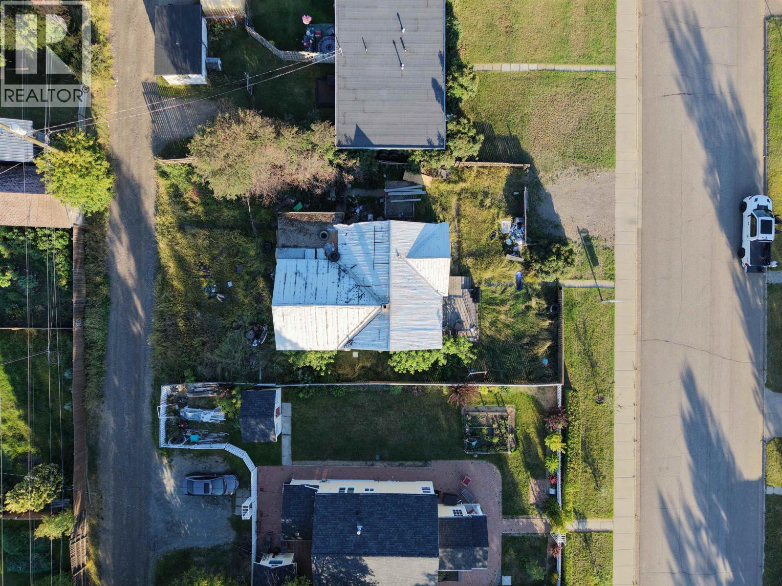 1740 9th Avenue, Prince George, British Columbia  V2L 3S1 - Photo 3 - R3154119