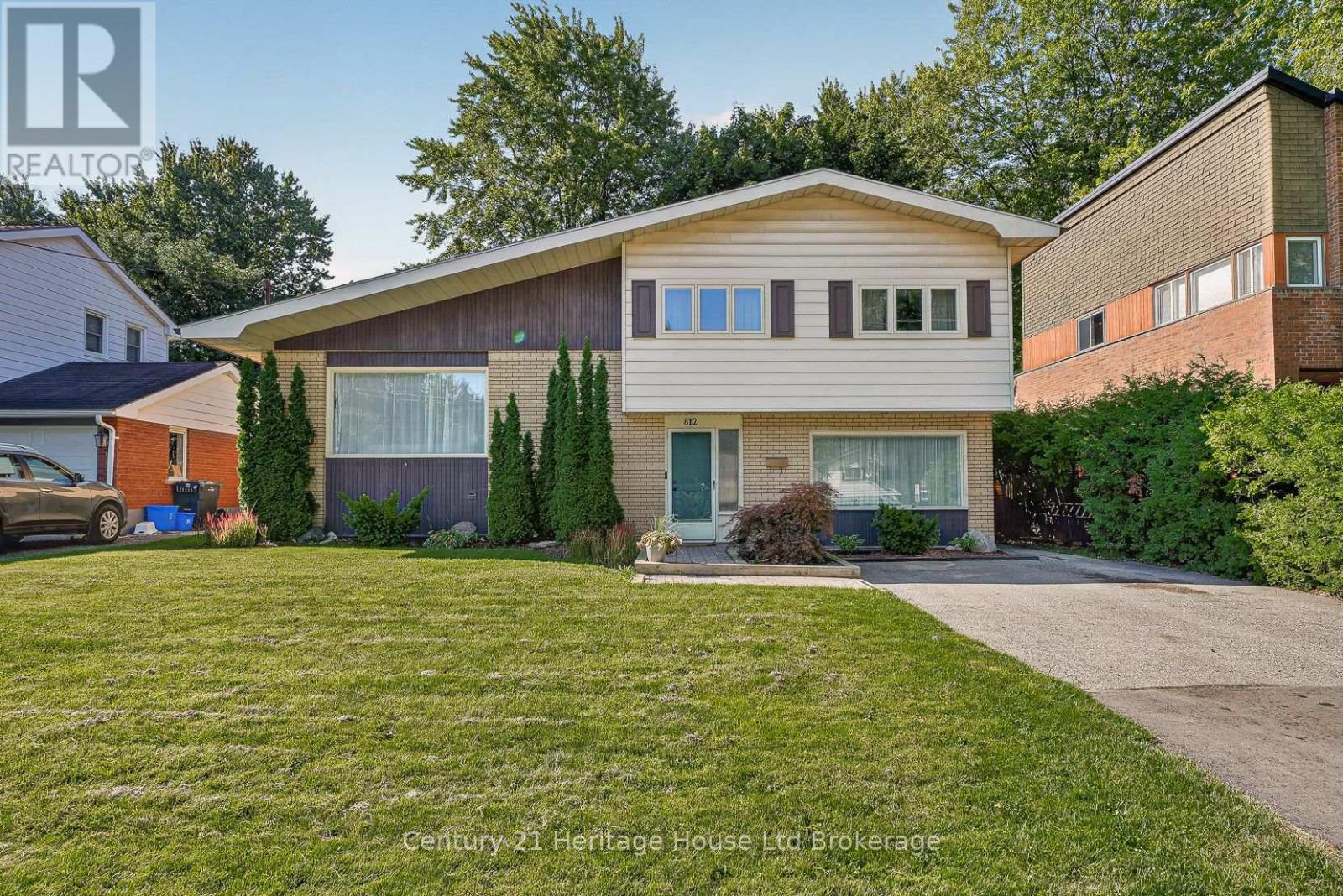 812 Hughson Street, Woodstock, Ontario  N4S 4P7 - Photo 2 - X13658200