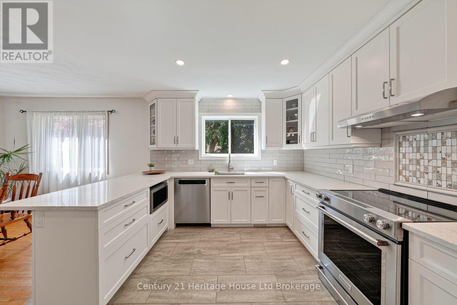 812 Hughson Street, Woodstock, Ontario  N4S 4P7 - Photo 6 - X13658200