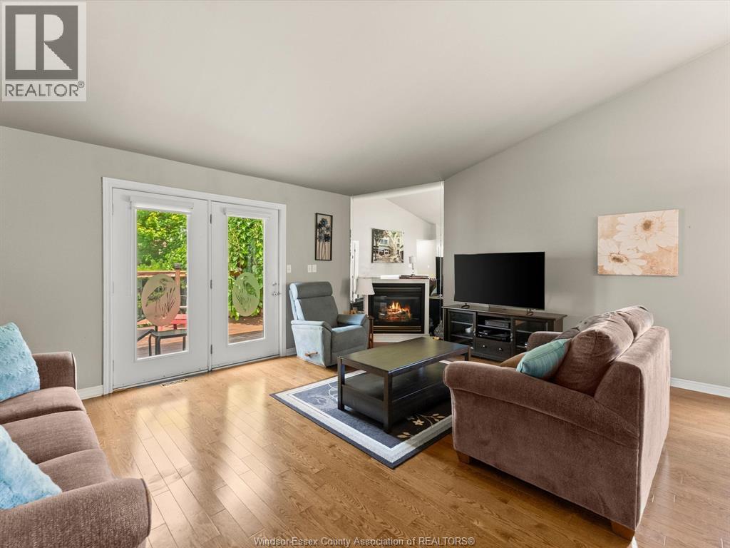 11570 Cormorant Street, Windsor, Ontario N8P 1L8 - Photo 17 - 26019324