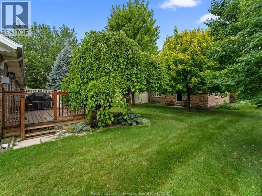 11570 Cormorant Street, Windsor, Ontario N8P 1L8 - Photo 38 - 26019324