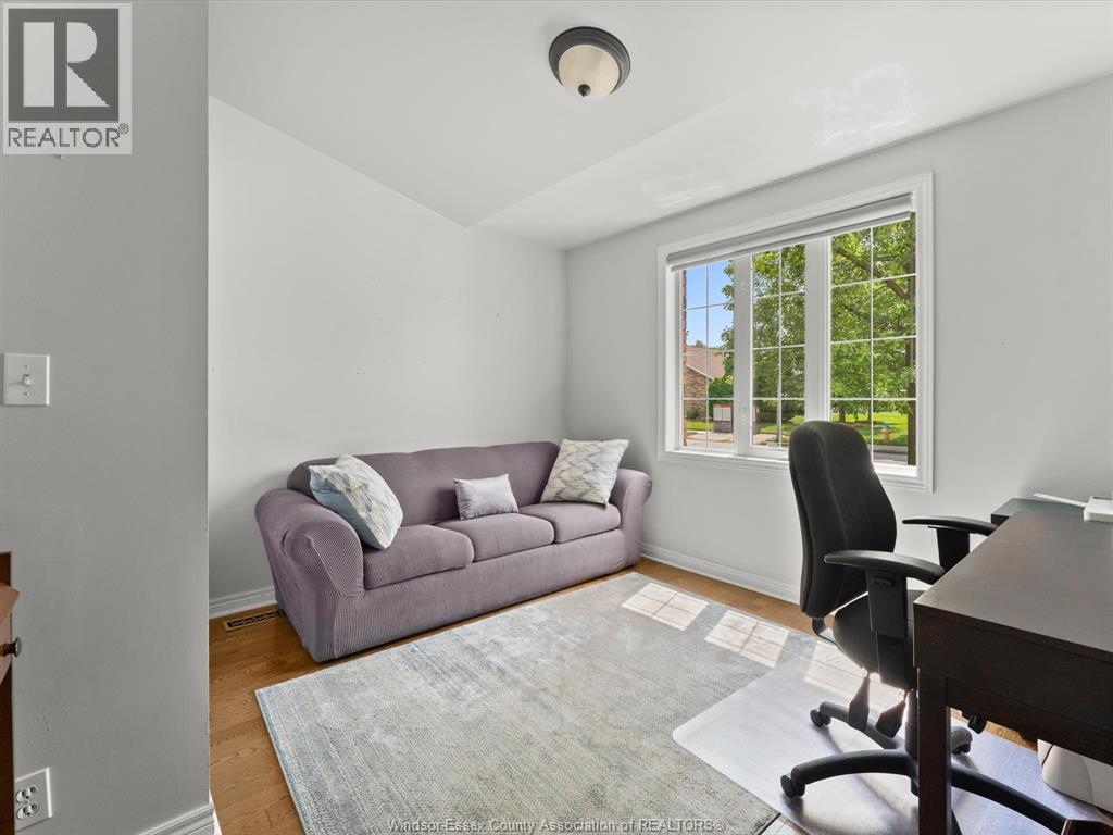 11570 Cormorant Street, Windsor, Ontario N8P 1L8 - Photo 6 - 26019324