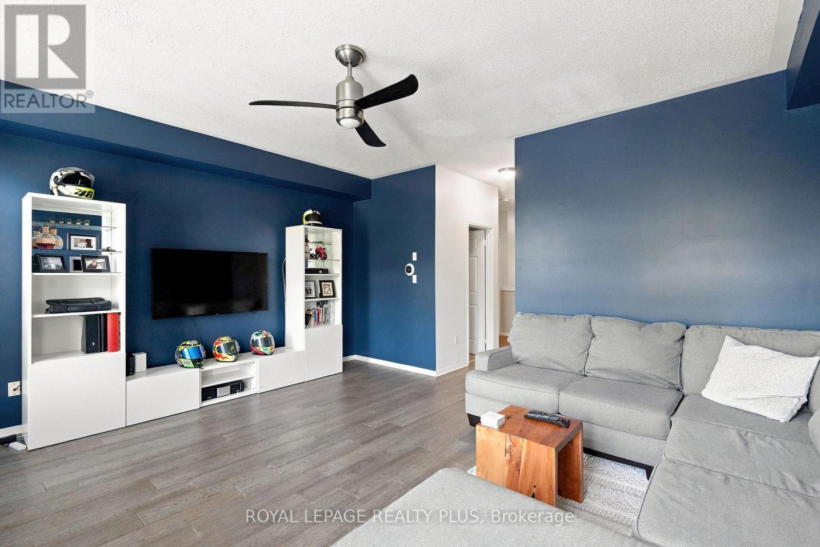 2333 Sutton Drive, Burlington, Ontario  L7L 6Y9 - Photo 14 - W13557874