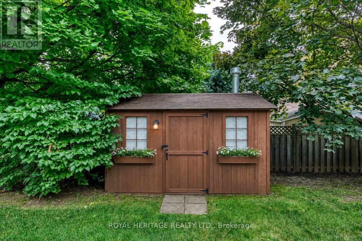 1451 Ravensmoor Crescent, Mississauga, Ontario  L5M 3L4 - Photo 49 - W13623866