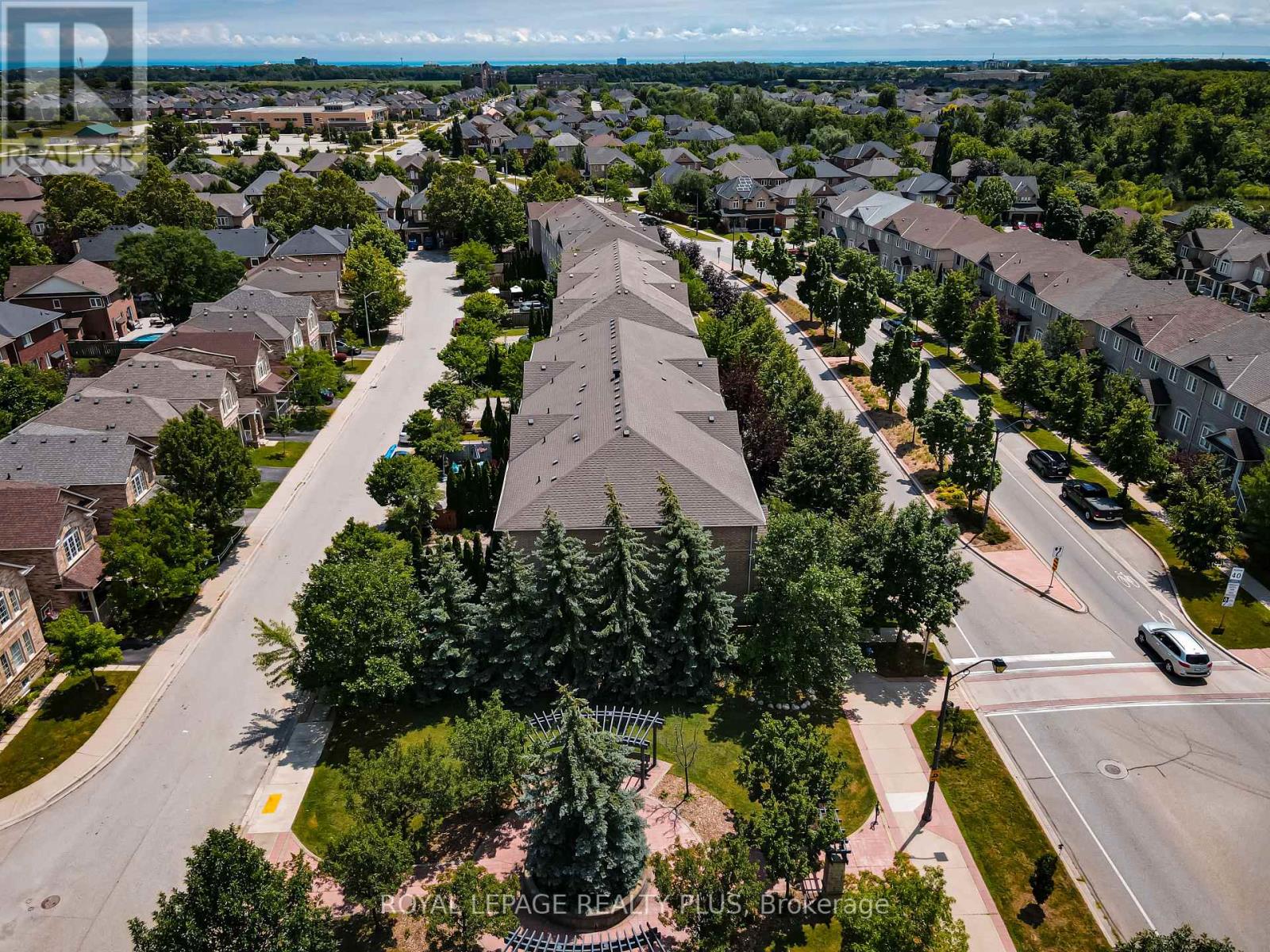 2333 Sutton Drive, Burlington, Ontario  L7L 6Y9 - Photo 36 - W13557874