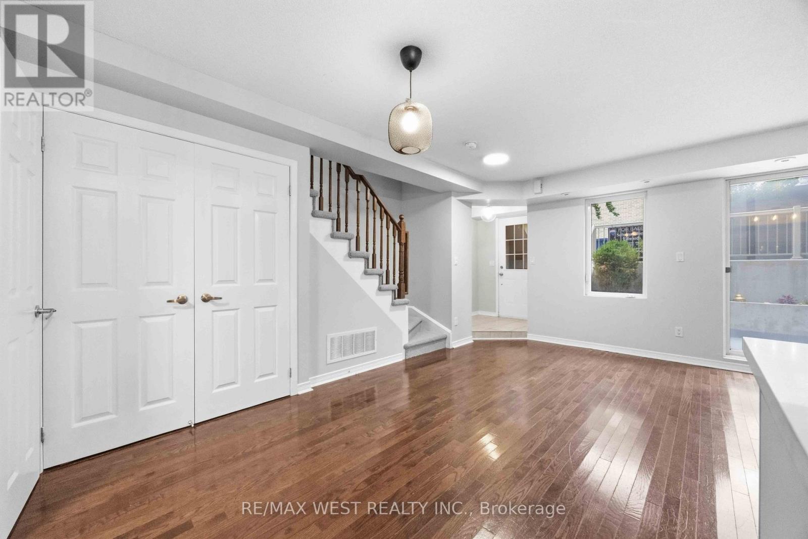 122 - 20 Elsie Lane, Toronto, Ontario  M6P 3N9 - Photo 16 - W13657482