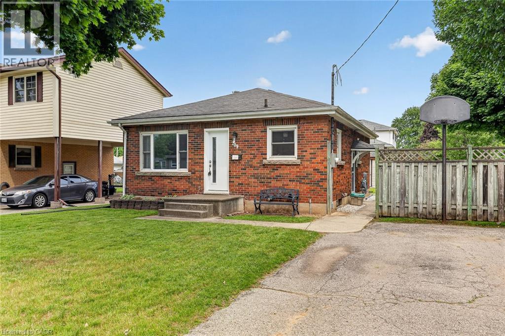 209 Butler Street, Woodstock, Ontario  N4S 3A8 - Photo 8 - 40853167