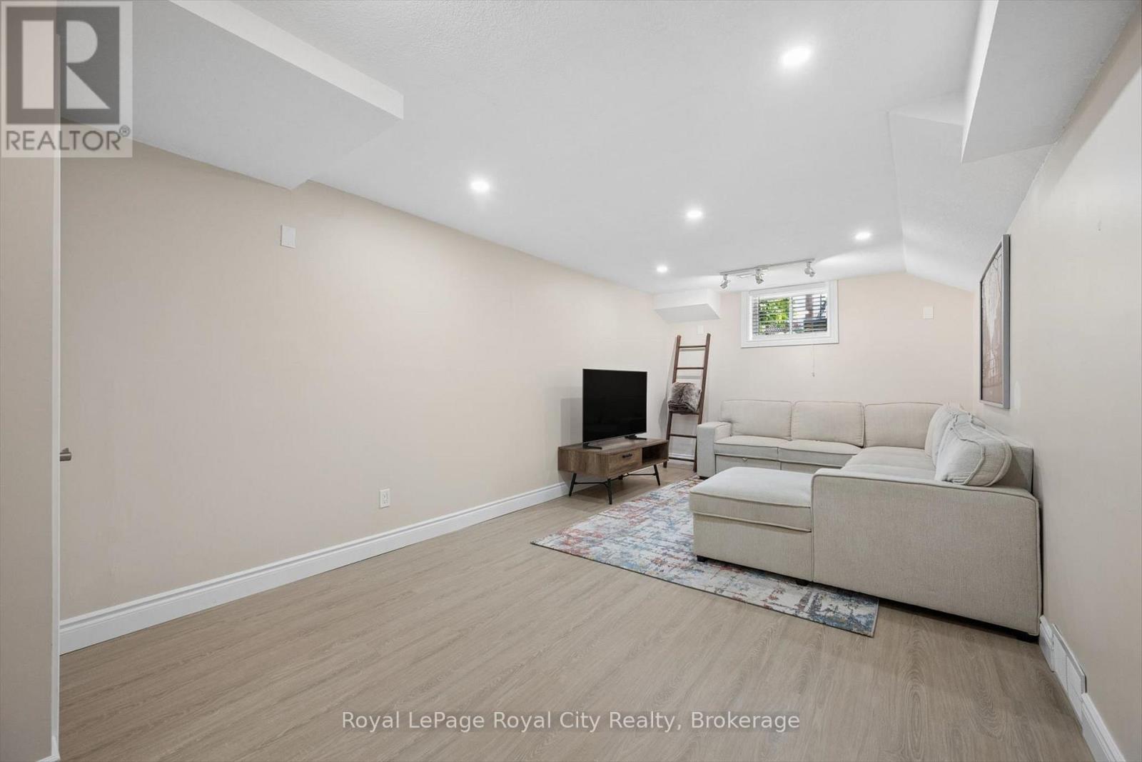 63 Starview Crescent, Guelph, Ontario  N1E 6Z8 - Photo 29 - X13658196