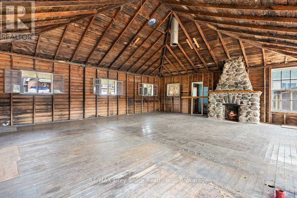 11 Mcneil Street, Northern Bruce Peninsula, Ontario N0H 1W0 - Photo 18 - X13658226