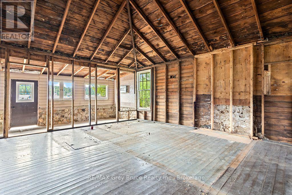 11 Mcneil Street, Northern Bruce Peninsula, Ontario N0H 1W0 - Photo 25 - X13658226