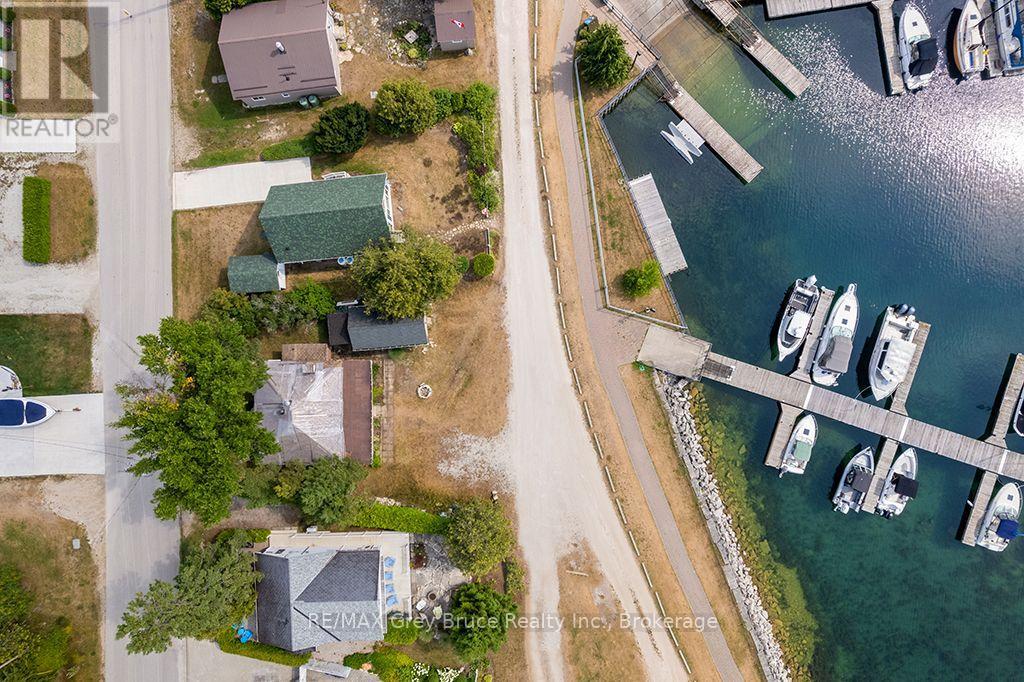11 Mcneil Street, Northern Bruce Peninsula, Ontario N0H 1W0 - Photo 30 - X13658226