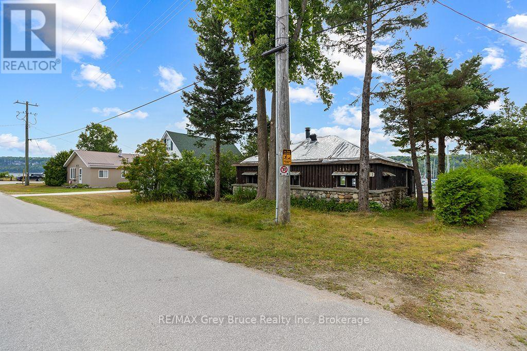 11 Mcneil Street, Northern Bruce Peninsula, Ontario N0H 1W0 - Photo 9 - X13658226