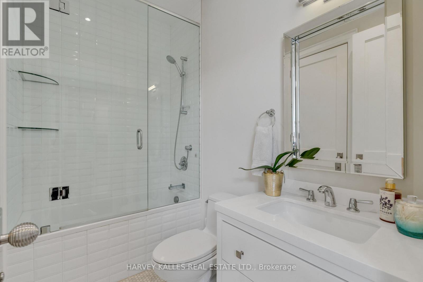 516 Douglas Avenue, Toronto, Ontario  M5M 1H5 - Photo 28 - C13657980