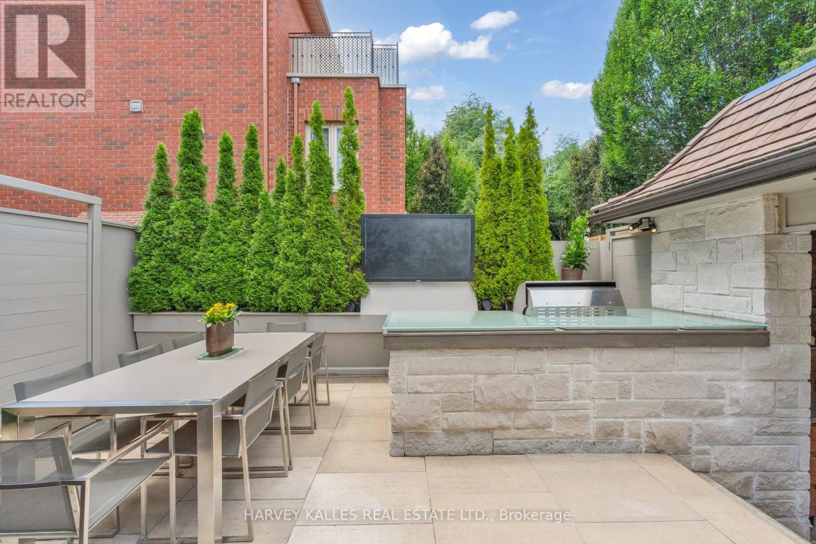 516 Douglas Avenue, Toronto, Ontario  M5M 1H5 - Photo 49 - C13657980
