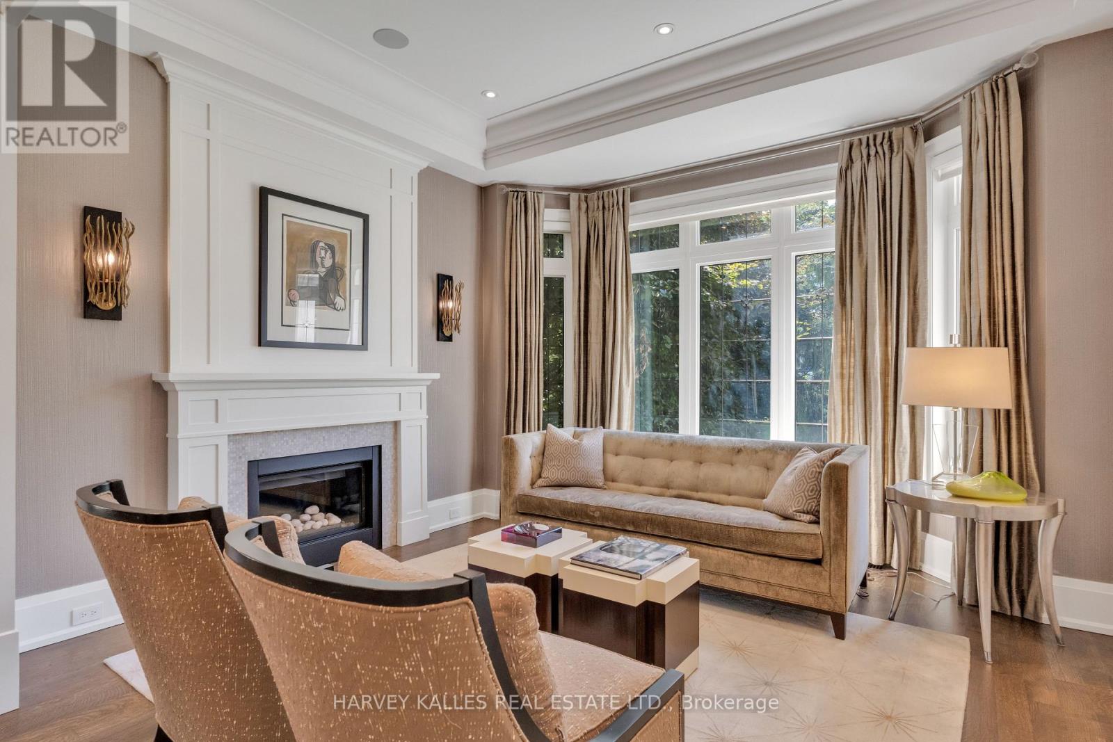 516 Douglas Avenue, Toronto, Ontario  M5M 1H5 - Photo 7 - C13657980