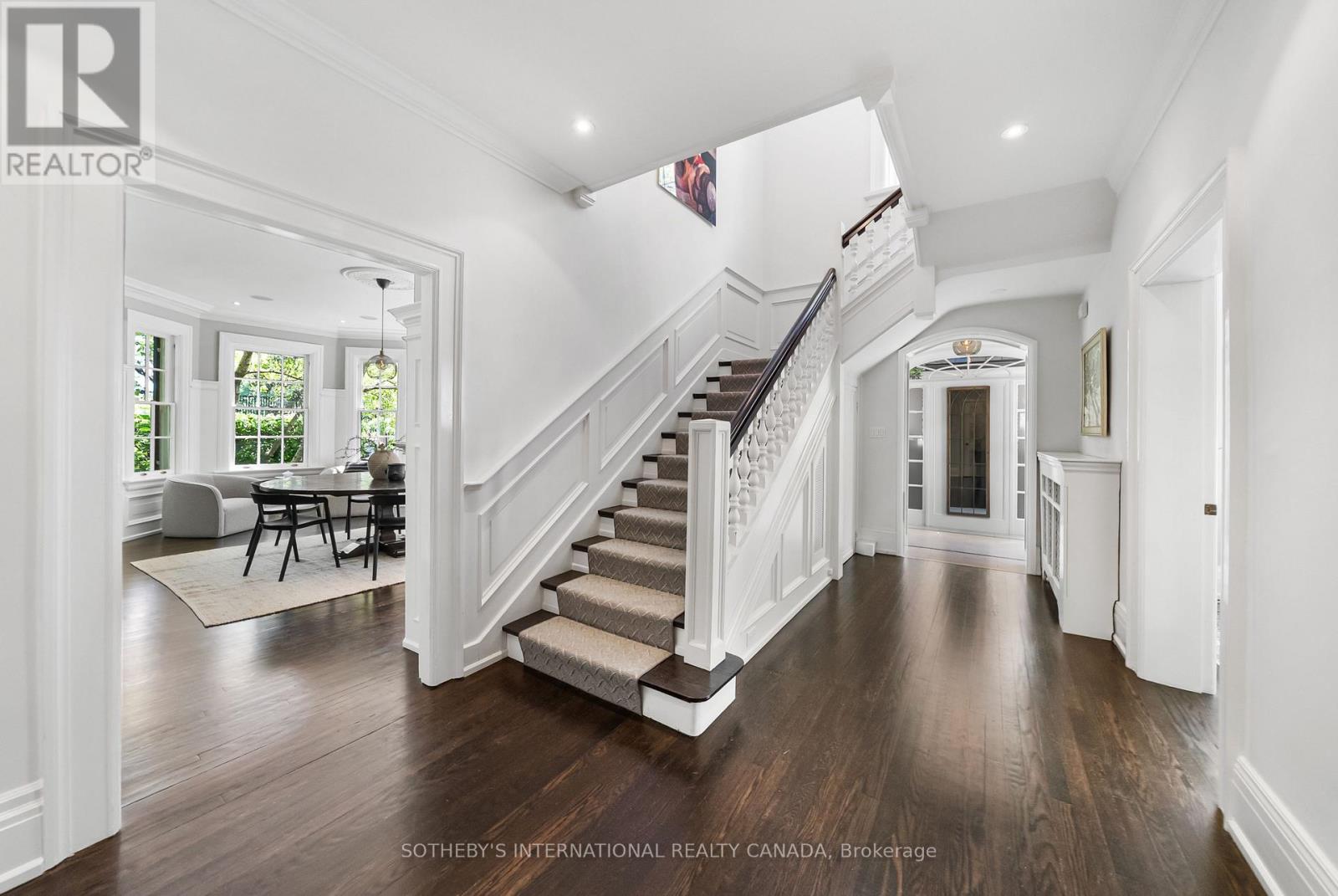 236 Poplar Plains Road, Toronto, Ontario  M4V 2N7 - Photo 14 - C13658168