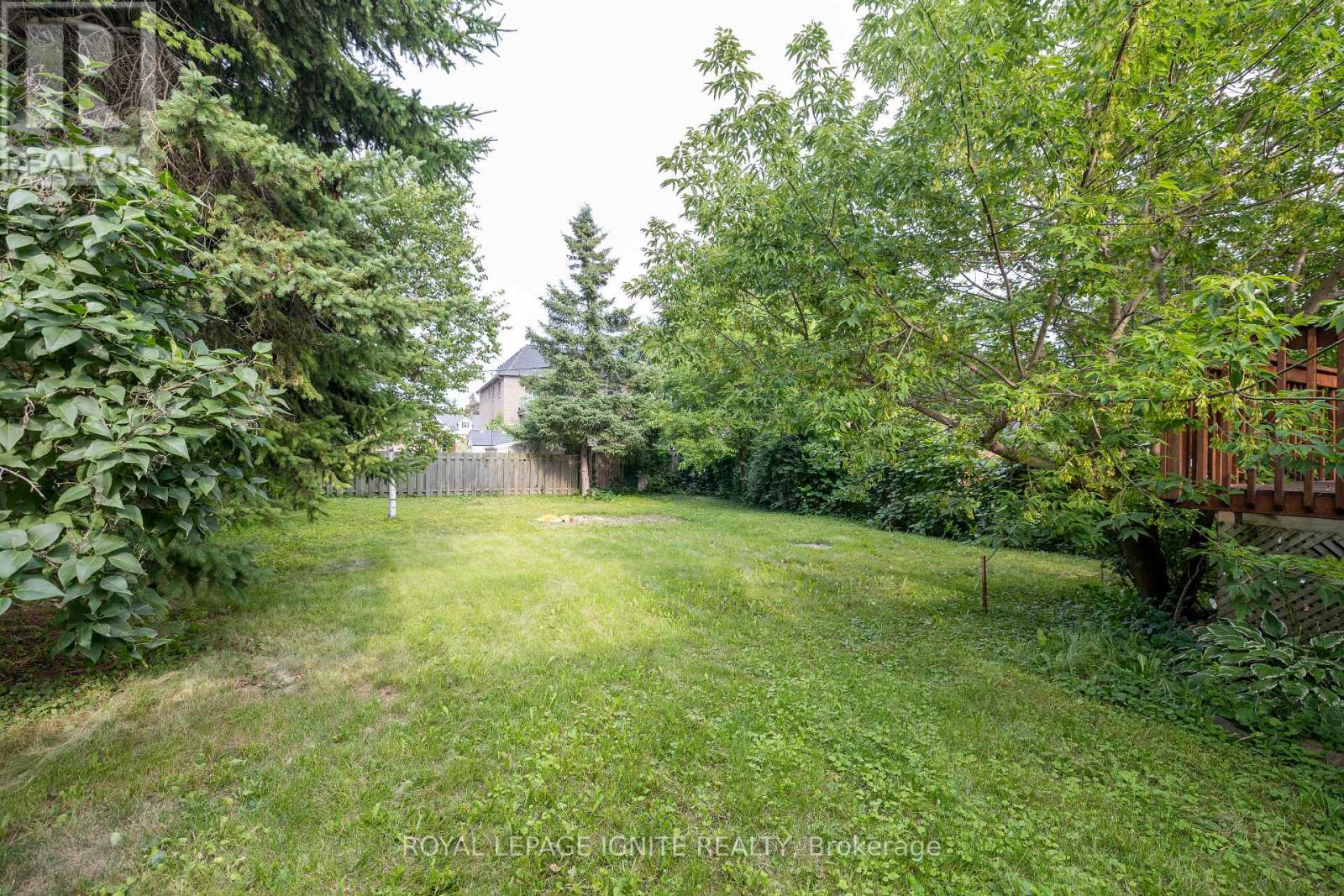 803 Fairview Avenue, Pickering, Ontario  L1W 1M7 - Photo 26 - E13657952