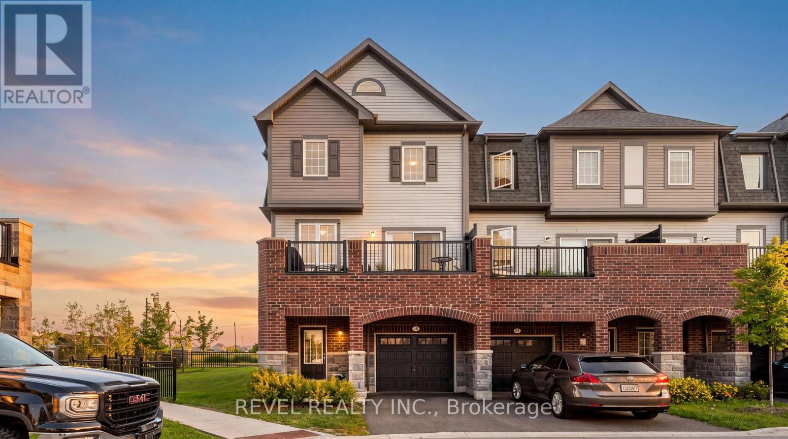 61 HONEY CRISP LANE, Clarington, Ontario