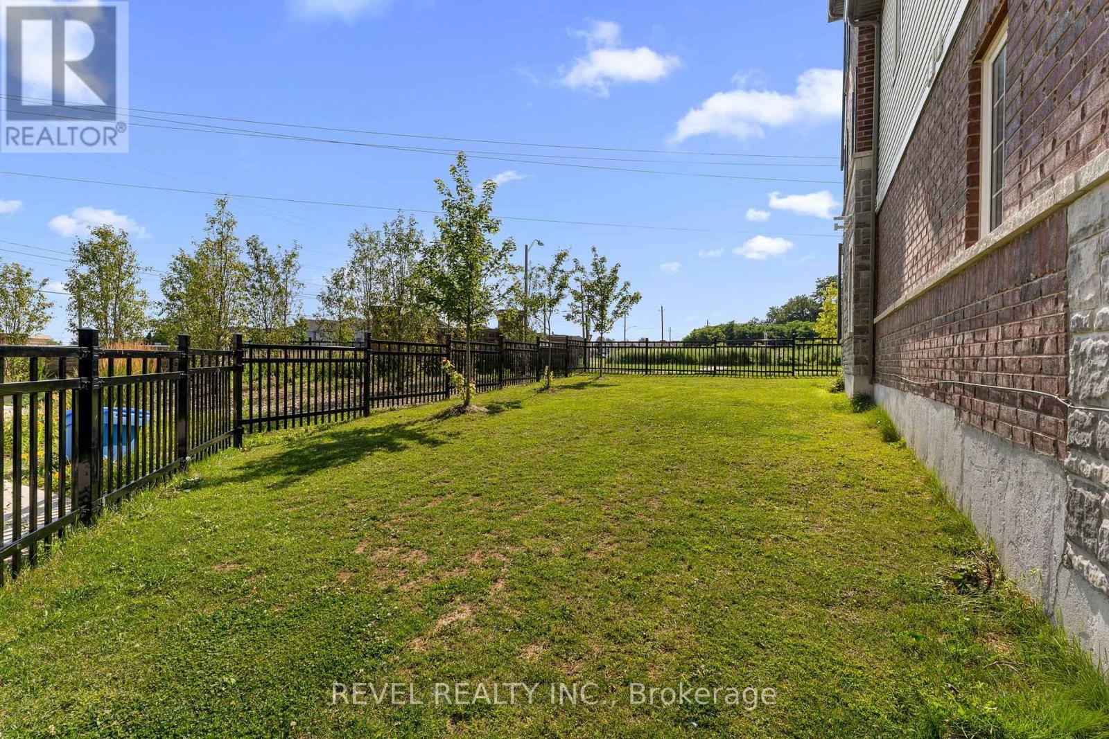 61 Honey Crisp Lane, Clarington, Ontario  L1C 3K2 - Photo 25 - E13657988