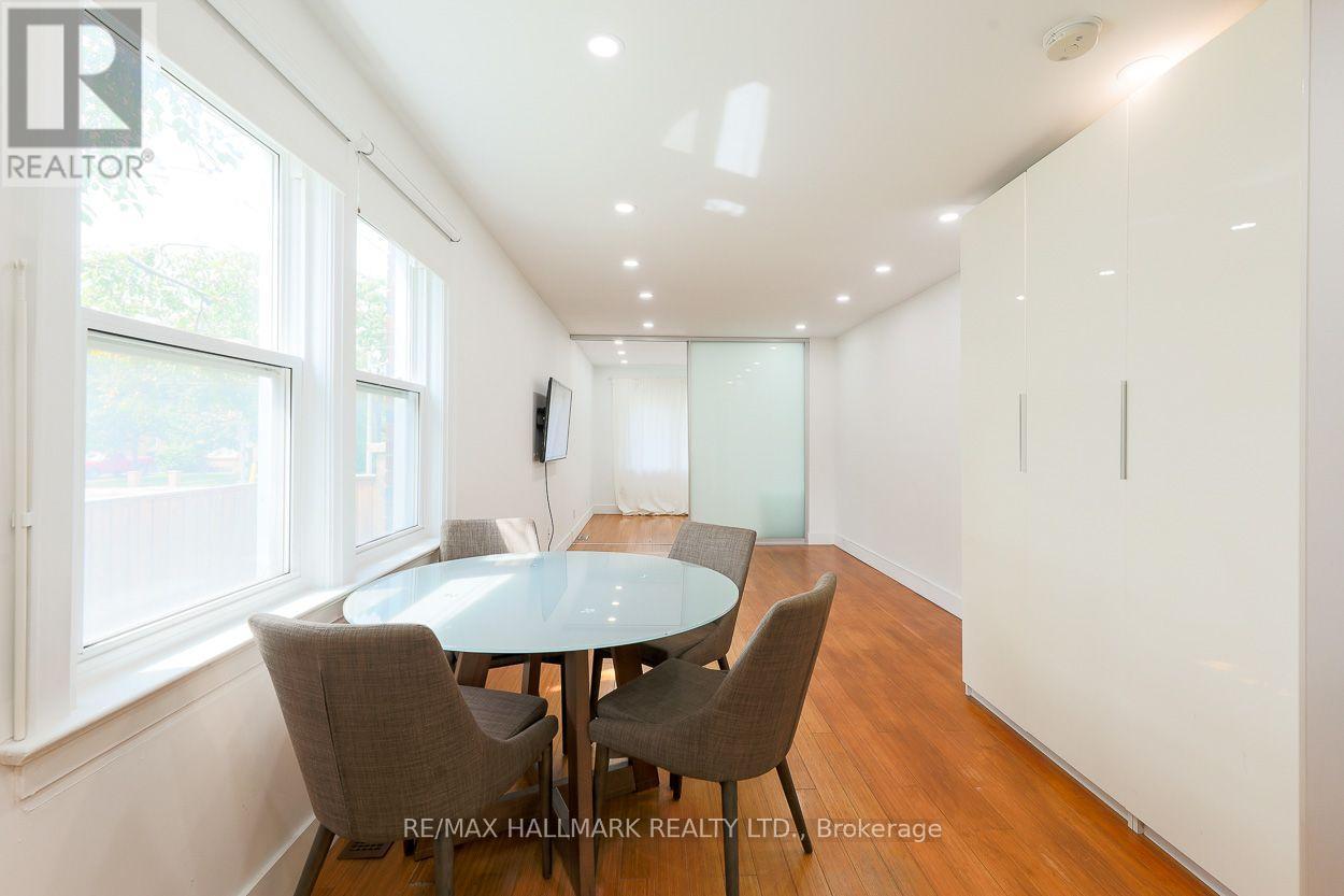 Main - 2159 Gerrard Street E, Toronto, Ontario  M4E 2C4 - Photo 6 - E13658104