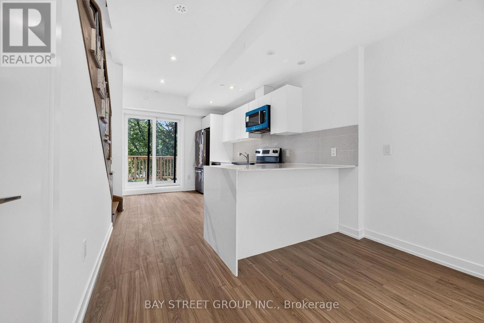 29 Calamint Lane, Toronto, Ontario  M1W 2H1 - Photo 13 - E13658116