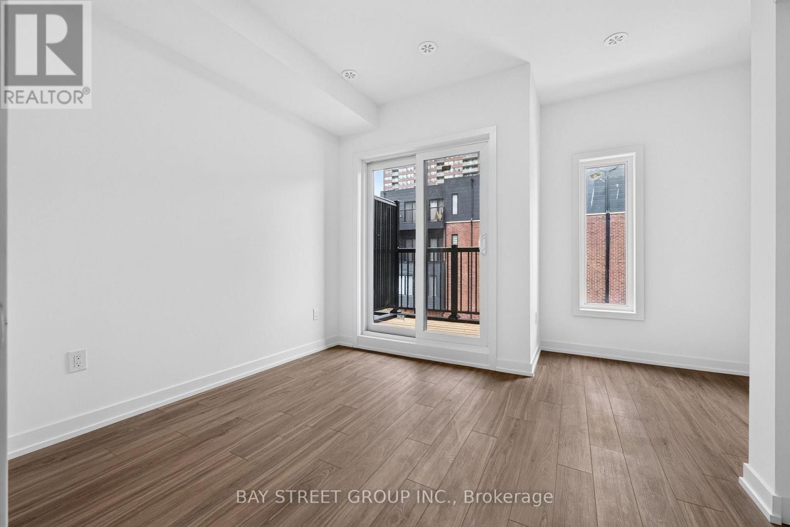 29 Calamint Lane, Toronto, Ontario  M1W 2H1 - Photo 21 - E13658116