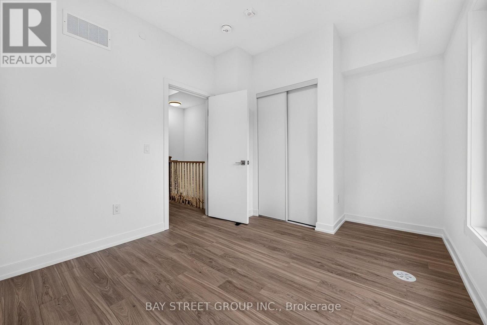 29 Calamint Lane, Toronto, Ontario  M1W 2H1 - Photo 33 - E13658116