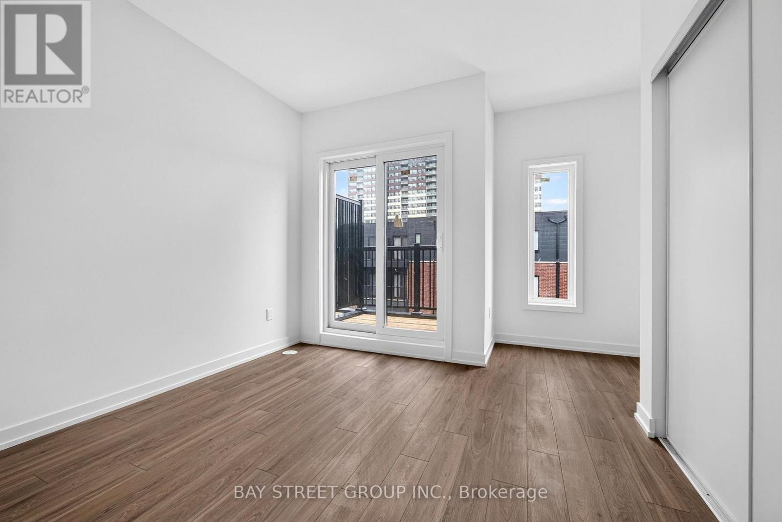 29 Calamint Lane, Toronto, Ontario  M1W 2H1 - Photo 35 - E13658116