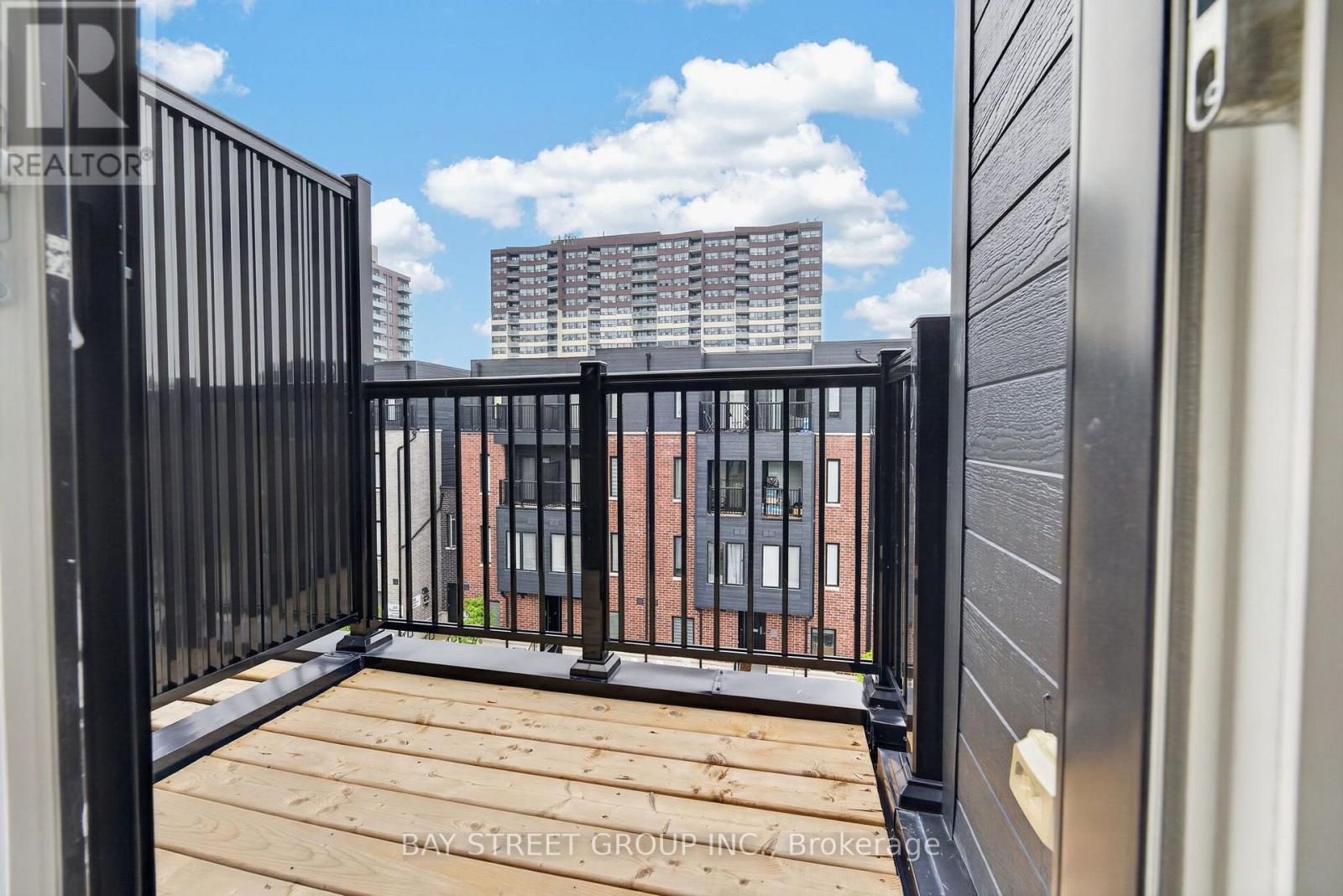 29 Calamint Lane, Toronto, Ontario  M1W 2H1 - Photo 38 - E13658116