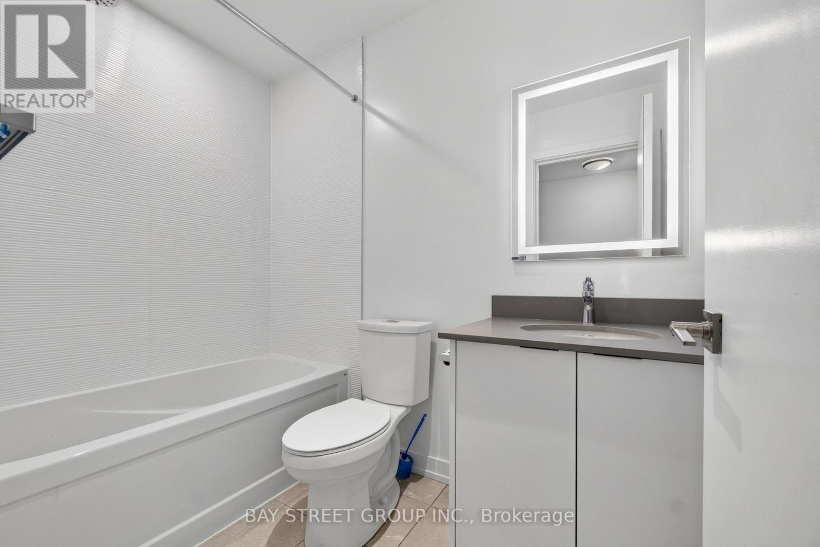 29 Calamint Lane, Toronto, Ontario  M1W 2H1 - Photo 39 - E13658116
