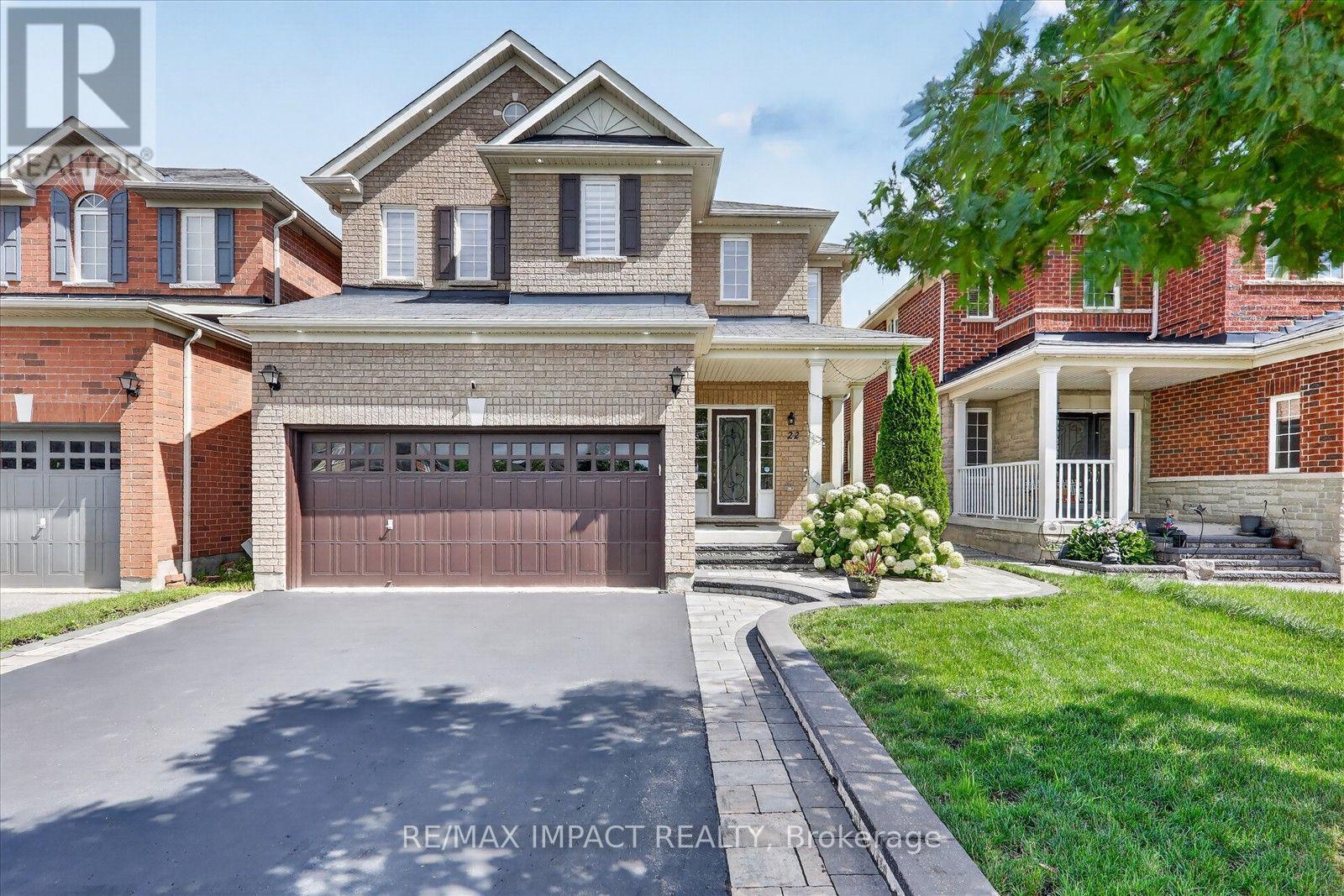 22 Canary Street, Whitby, Ontario  L1R 0K2 - Photo 1 - E13658124